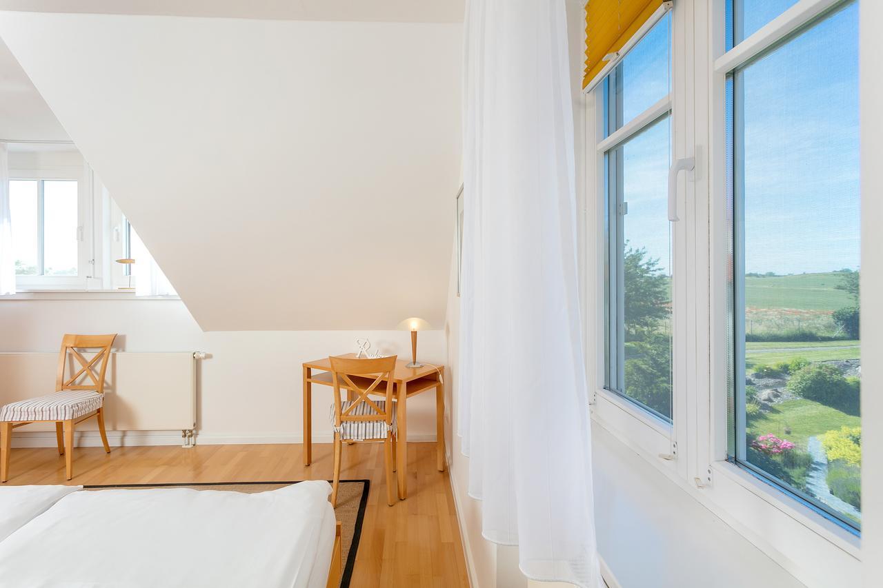 H.W.S. Hotel Der Wilde Schwan Sagard Eksteriør billede